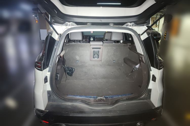 Used Renault Espace Classic 2018 TCe 300 Prestige Edition Trunk