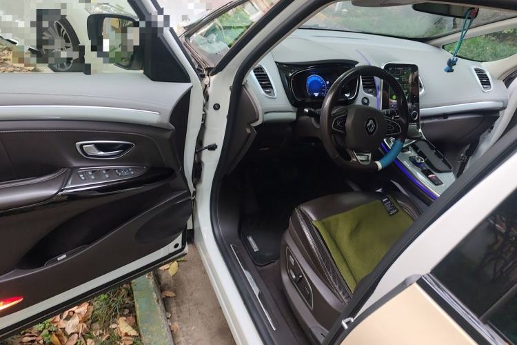 Used Renault Espace Classic 2018 TCe 300 Yason Paris Edition Driver Seat