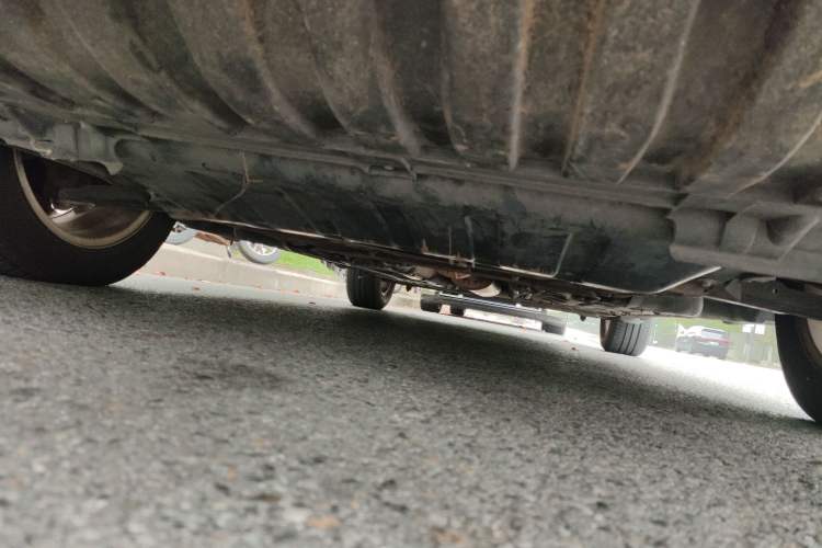 Used Renault Fluence 2011 2.0L Standard Edition Chassis Front