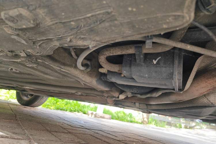 Used Renault Fluence 2011 2.0L Fashion Edition Chassis Rear Left