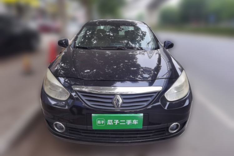 Used Renault Fluence 2011 2.0L Luxury Navigation Edition Front
