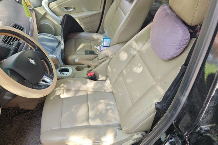 Used Renault Fluence 2011 2.0L Fashion Edition Left Front Seat