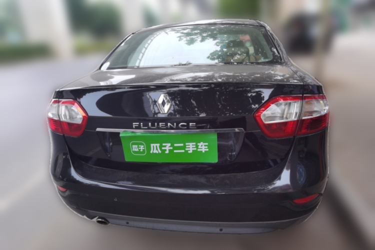 Used Renault Fluence 2011 2.0L Luxury Navigation Edition Rear