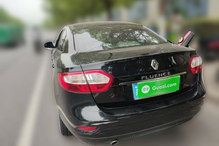Used Renault Fluence 2011 2.0L Standard Edition Rear Left 45 Deg