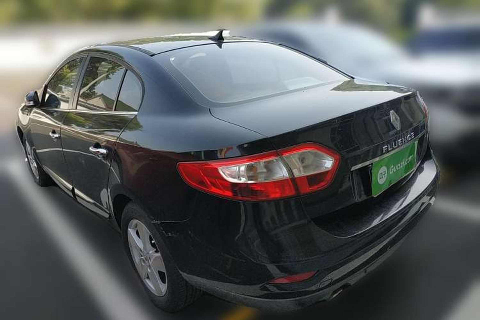 Used Renault Fluence 2011 2.0L Fashion Edition Rear Left 45 Deg