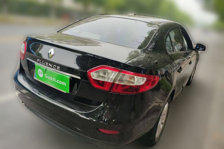 Used Renault Fluence 2011 2.0L Standard Edition Rear Right 45 Deg