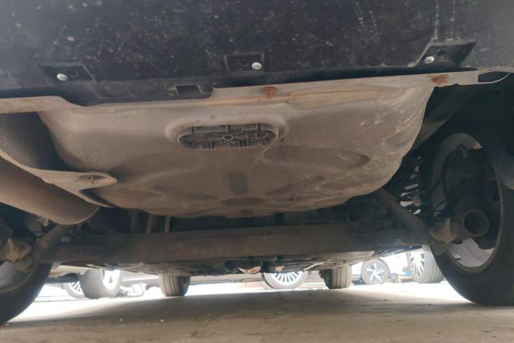 Used Renault Fluence 2011 2.0L Fashion Edition Chassis Rear