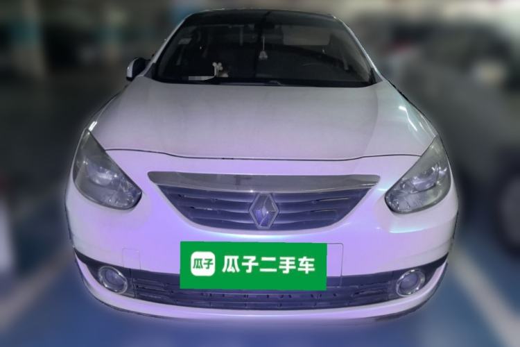 Used Renault Fluence 2011 2.0L Fashion Edition Front