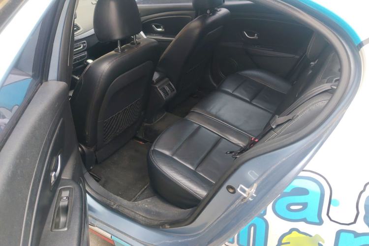 Used Renault Fluence 2011 2.0L Fashion Edition Left Rear Seat