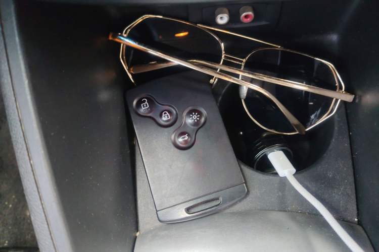 Used Renault Fluence 2011 2.0L Fashion Edition Vehicle Key