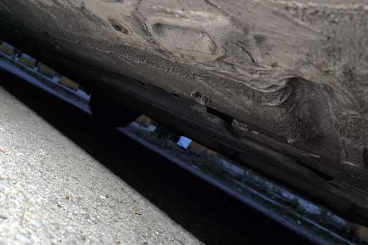 Used Renault Fluence 2011 2.0L Standard Edition Chassis Front Right
