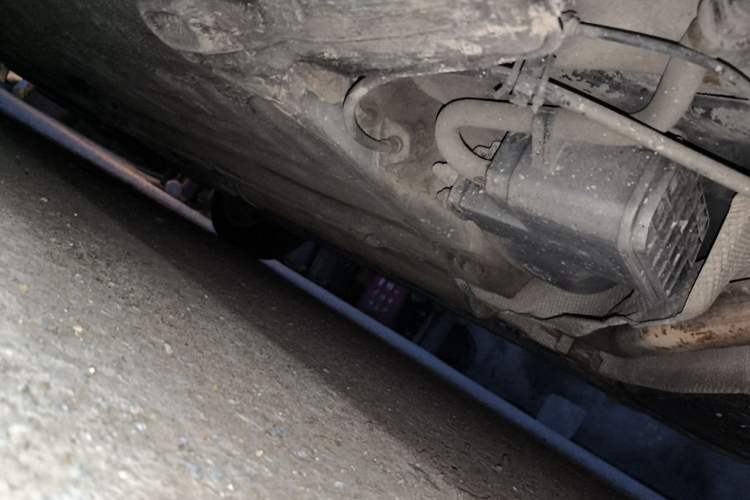 Used Renault Fluence 2011 2.0L Standard Edition Chassis Rear Left