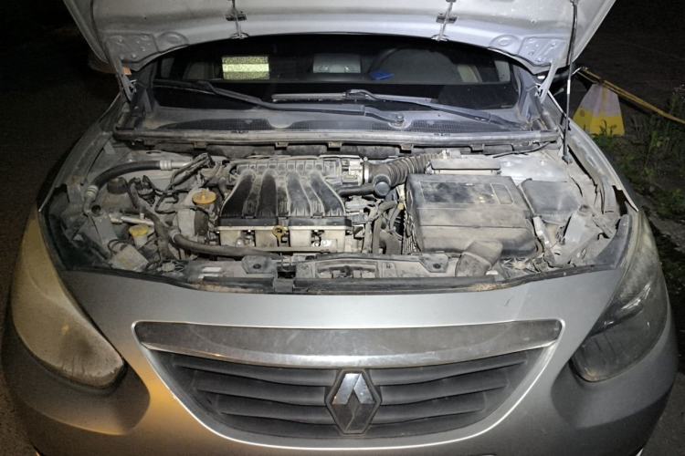 Used Renault Fluence 2011 2.0L Standard Edition Engine Bay