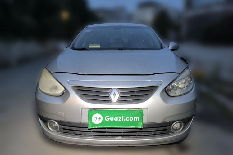 Used Renault Fluence 2011 2.0L Standard Edition Front