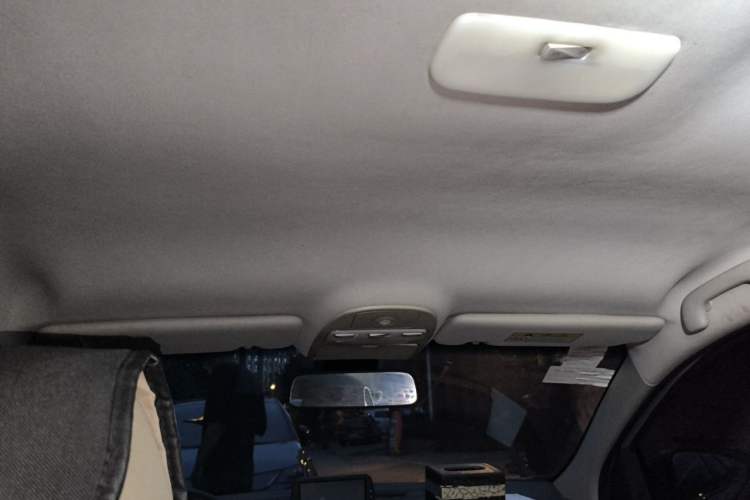 Used Renault Fluence 2011 2.0L Standard Edition Headliner