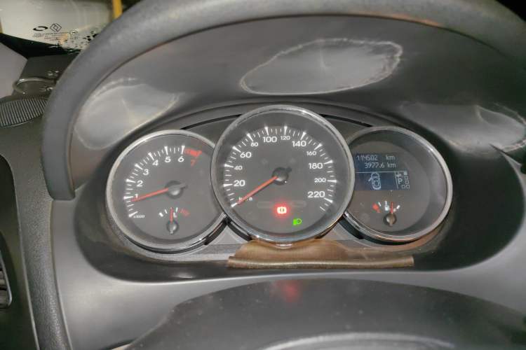 Used Renault Fluence 2011 2.0L Standard Edition Instrument Cluster