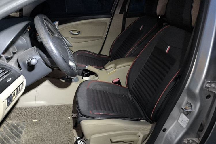 Used Renault Fluence 2011 2.0L Standard Edition Left Front Seat