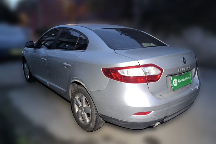 Used Renault Fluence 2011 2.0L Standard Edition Rear Left 45 Deg