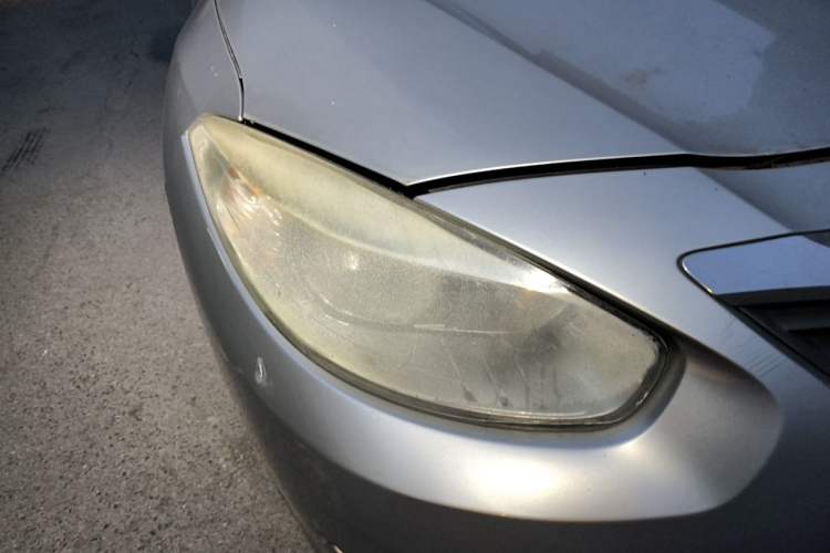Used Renault Fluence 2011 2.0L Standard Edition Right Front Headlight
