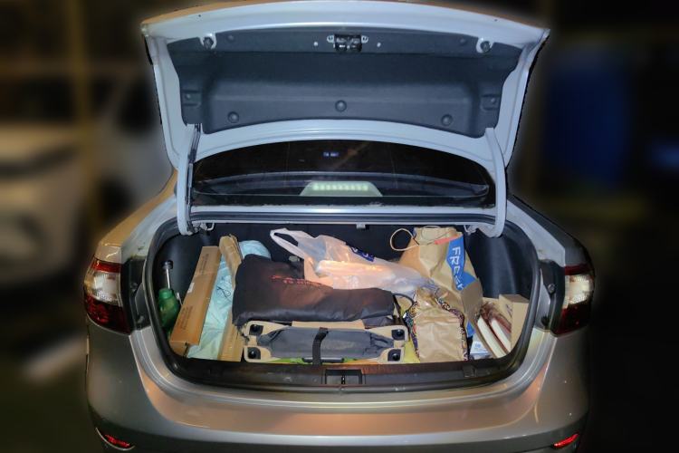 Used Renault Fluence 2011 2.0L Standard Edition Trunk