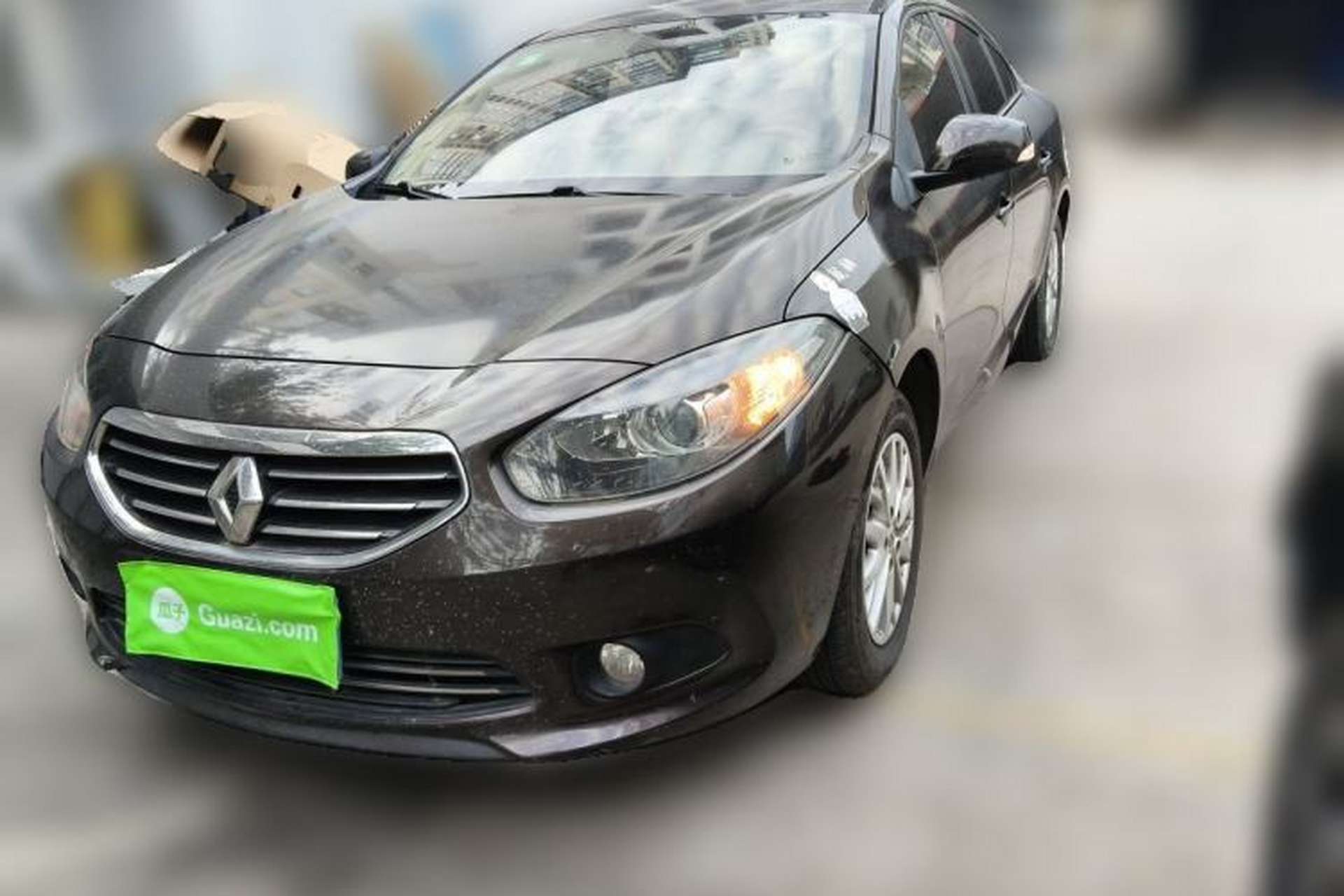 Used Renault Fluence 2013 2.0L Comfort Edition Front Left 45 Deg