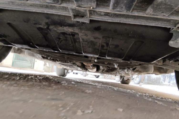 Used Renault Fluence 2013 2.0L Comfort Edition Chassis Front