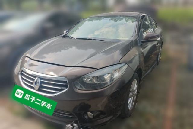 Renault Fluence 2013 2.0L Comfort Edition d’occasion