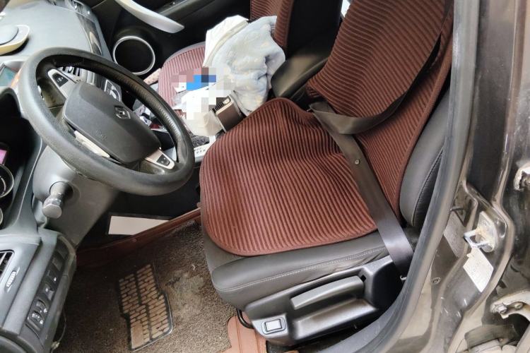 Used Renault Fluence 2013 2.0L Comfort Edition Left Front Seat