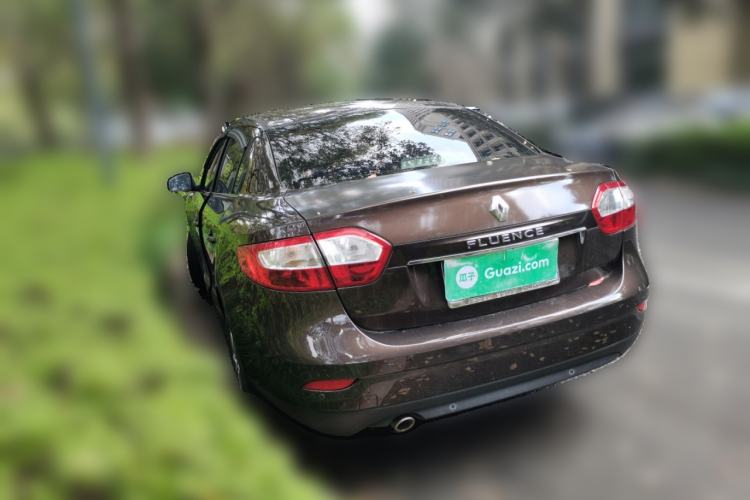Used Renault Fluence 2013 2.0L Fashion Edition Rear Left 45 Deg