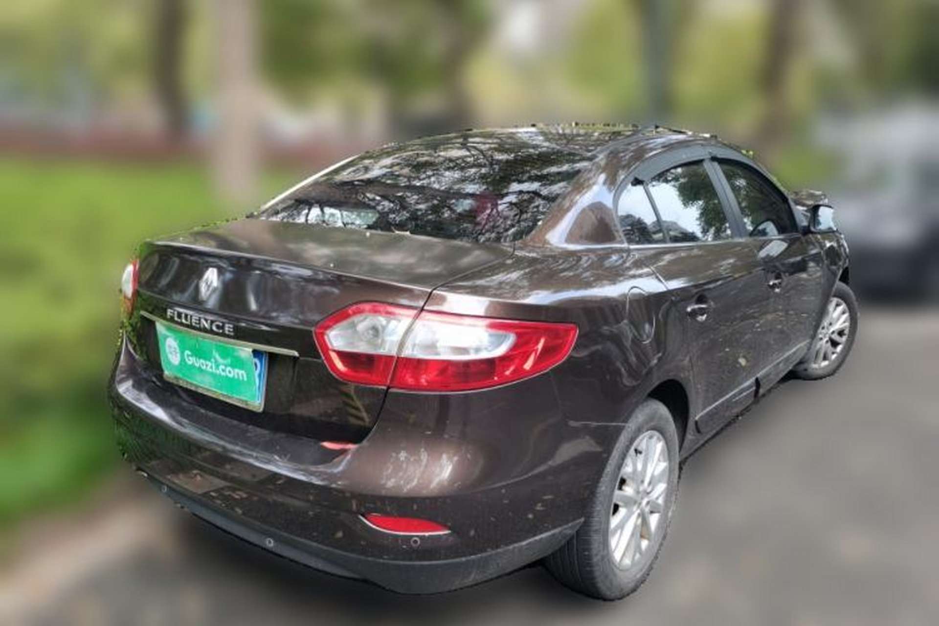 Used Renault Fluence 2013 2.0L Fashion Edition Rear Right 45 Deg