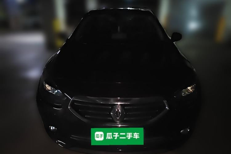 Used Renault Fluence 2013 2.0L Fashion Edition Front