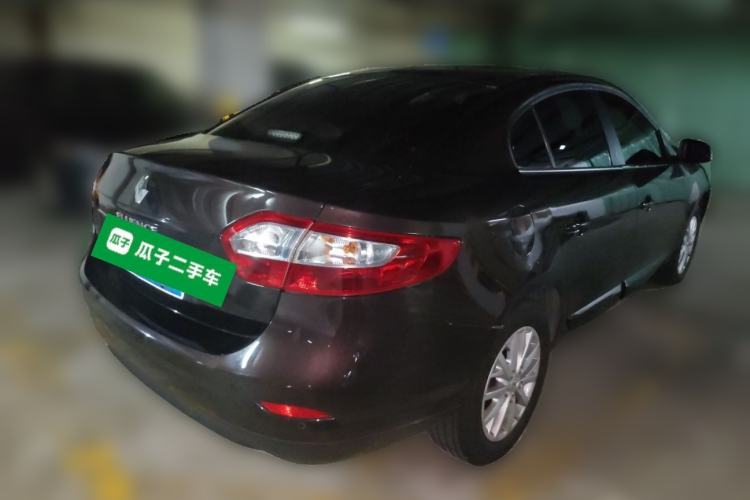 Used Renault Fluence 2013 2.0L Fashion Edition Rear Right 45 Deg
