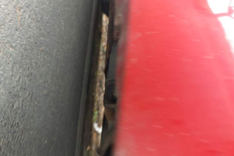 Used Renault Fluence 2013 2.0L Comfort Edition Chassis Rear Left