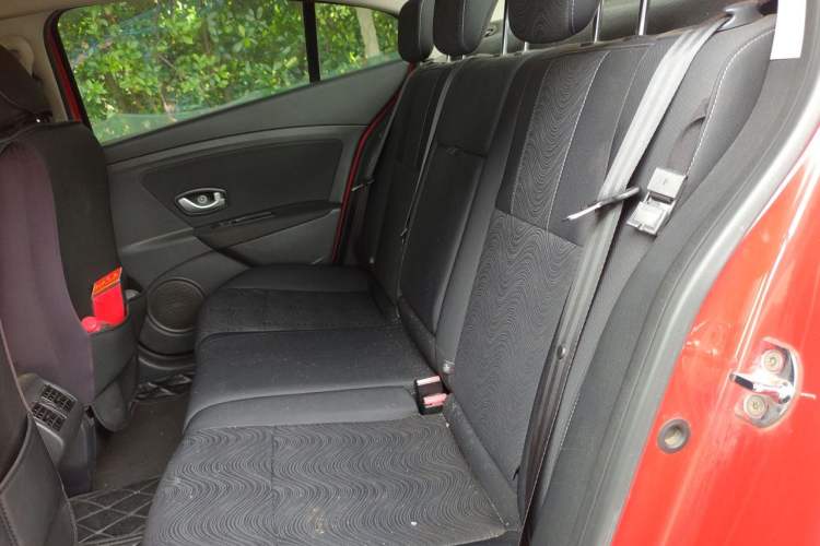 Used Renault Fluence 2013 2.0L Comfort Edition Left Rear Seat