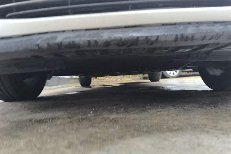 Used Renault Fluence 2013 2.0L Fashion Edition Chassis Front