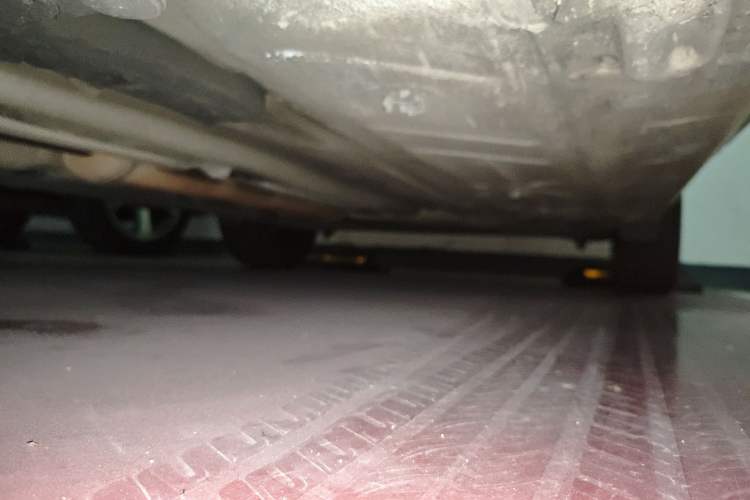 Used Renault Fluence 2013 2.0L Fashion Edition Chassis Front Left