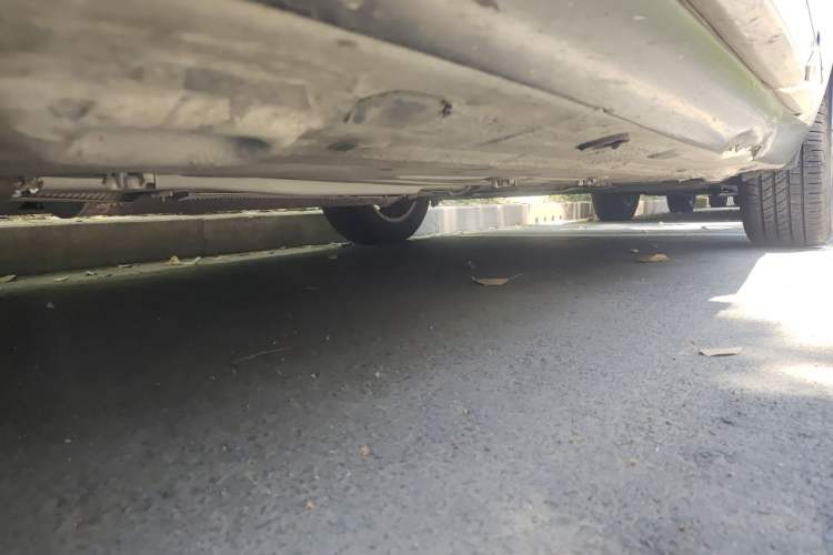 Used Renault Fluence 2013 2.0L Fashion Edition Chassis Front Left