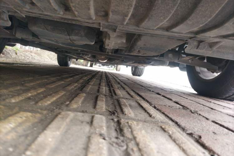 Used Renault Fluence 2013 2.0L Comfort Edition Chassis Front