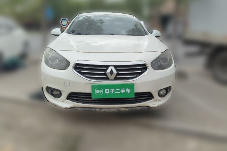 Used Renault Fluence 2013 2.0L Comfort Edition Front