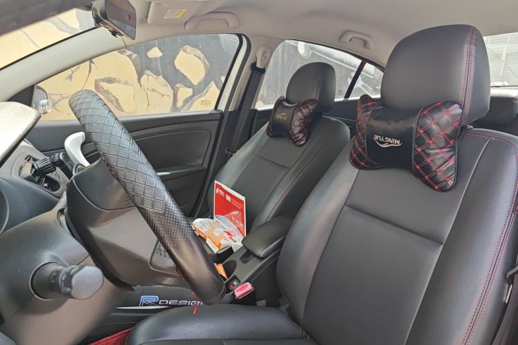 Used Renault Fluence 2013 2.0L Standard Edition Left Front Seat