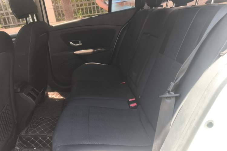 Used Renault Fluence 2013 2.0L Comfort Edition Left Rear Seat