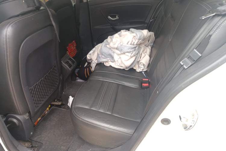Used Renault Fluence 2013 2.0L Fashion Edition Left Rear Seat