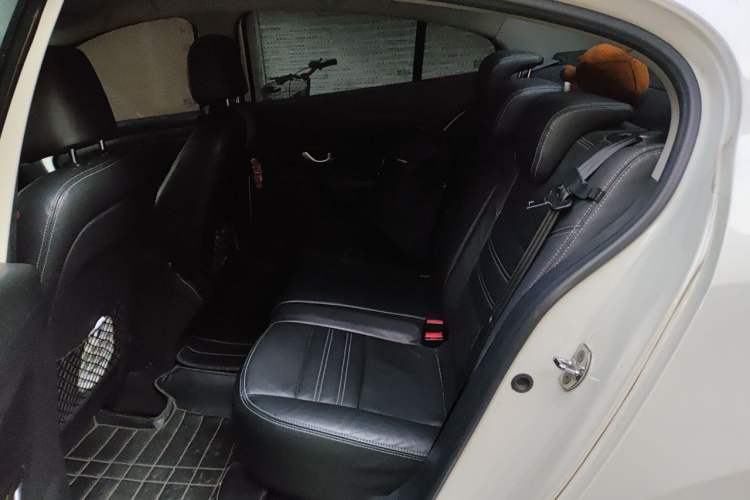 Used Renault Fluence 2013 2.0L Fashion Edition Left Rear Seat