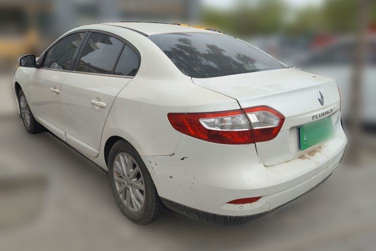 Used Renault Fluence 2013 2.0L Comfort Edition Rear Left 45 Deg