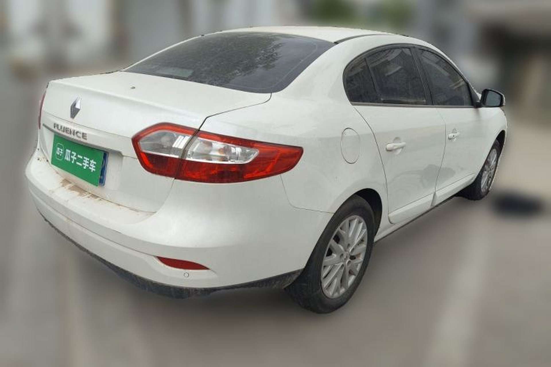 Used Renault Fluence 2013 2.0L Comfort Edition Rear Right 45 Deg