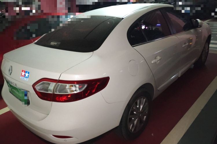 Used Renault Fluence 2013 2.0L Fashion Edition Rear Right 45 Deg