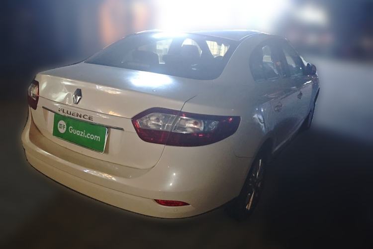 Used Renault Fluence 2013 2.0L Comfort Edition Rear Right 45 Deg