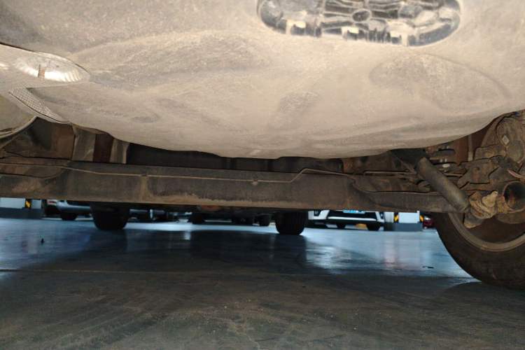 Used Renault Fluence 2015 2.0L Standard Edition Chassis Rear