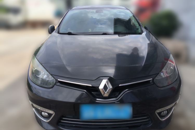Used Renault Fluence 2015 2.0L Fashion Edition Front