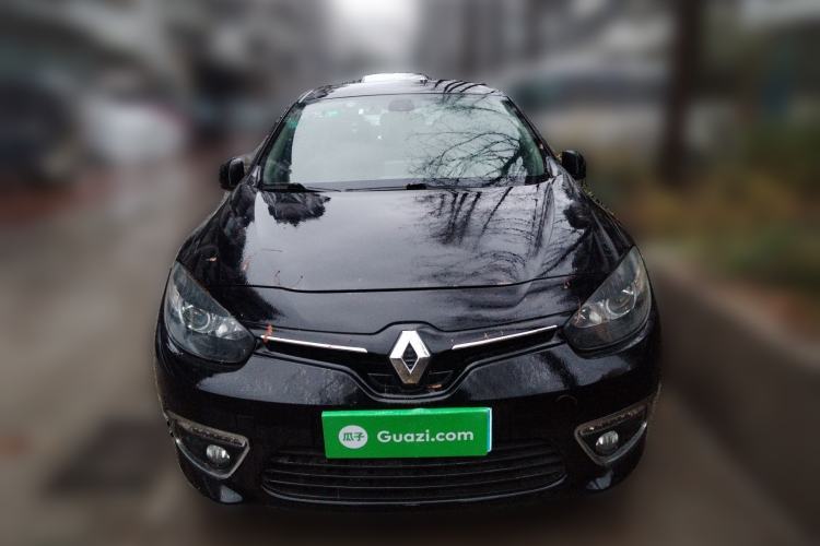 Used Renault Fluence 2015 2.0L Standard Edition Front